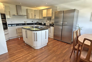 Photo 19- click for photo gallery